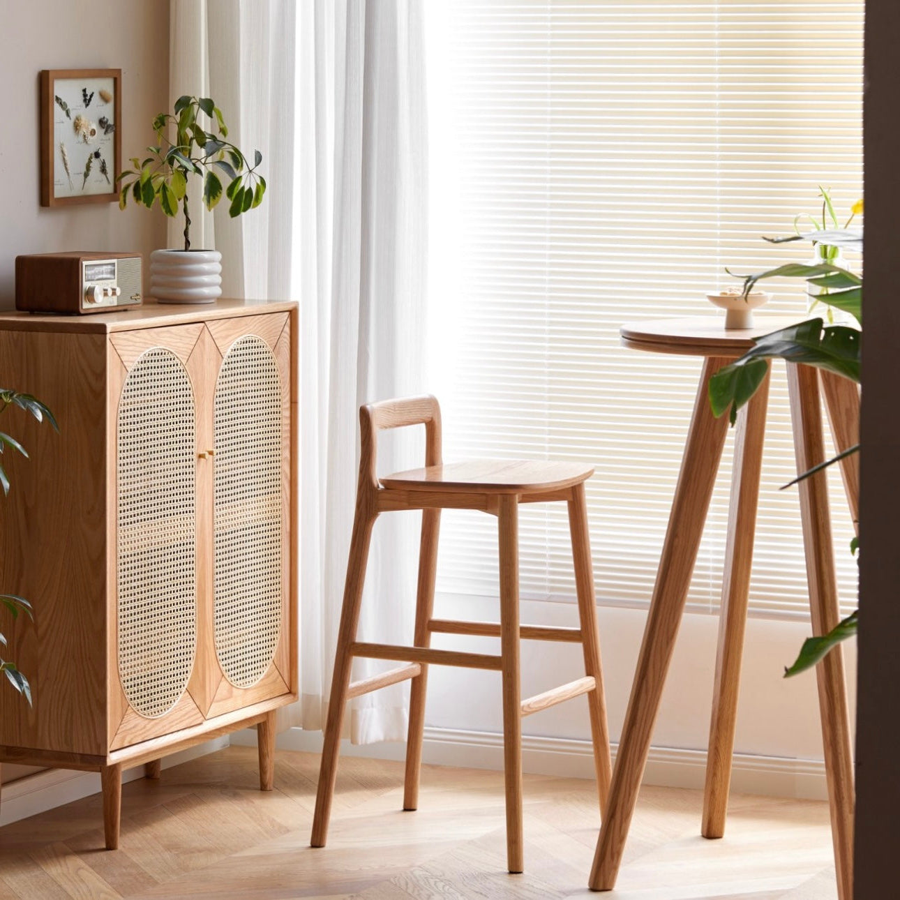 Aileen Bar Stool Natural Solid Oak