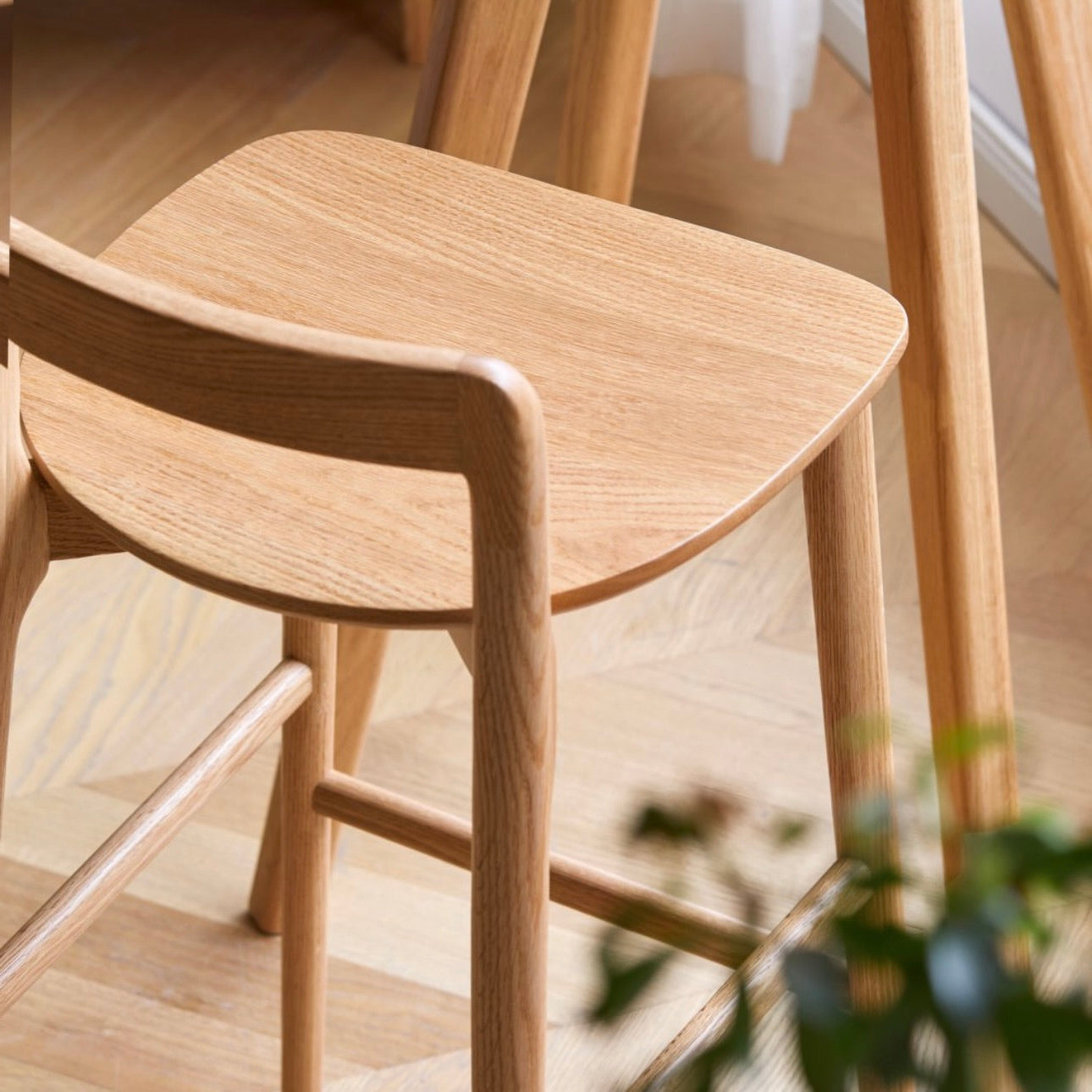 Aileen Bar Stool Natural Solid Oak