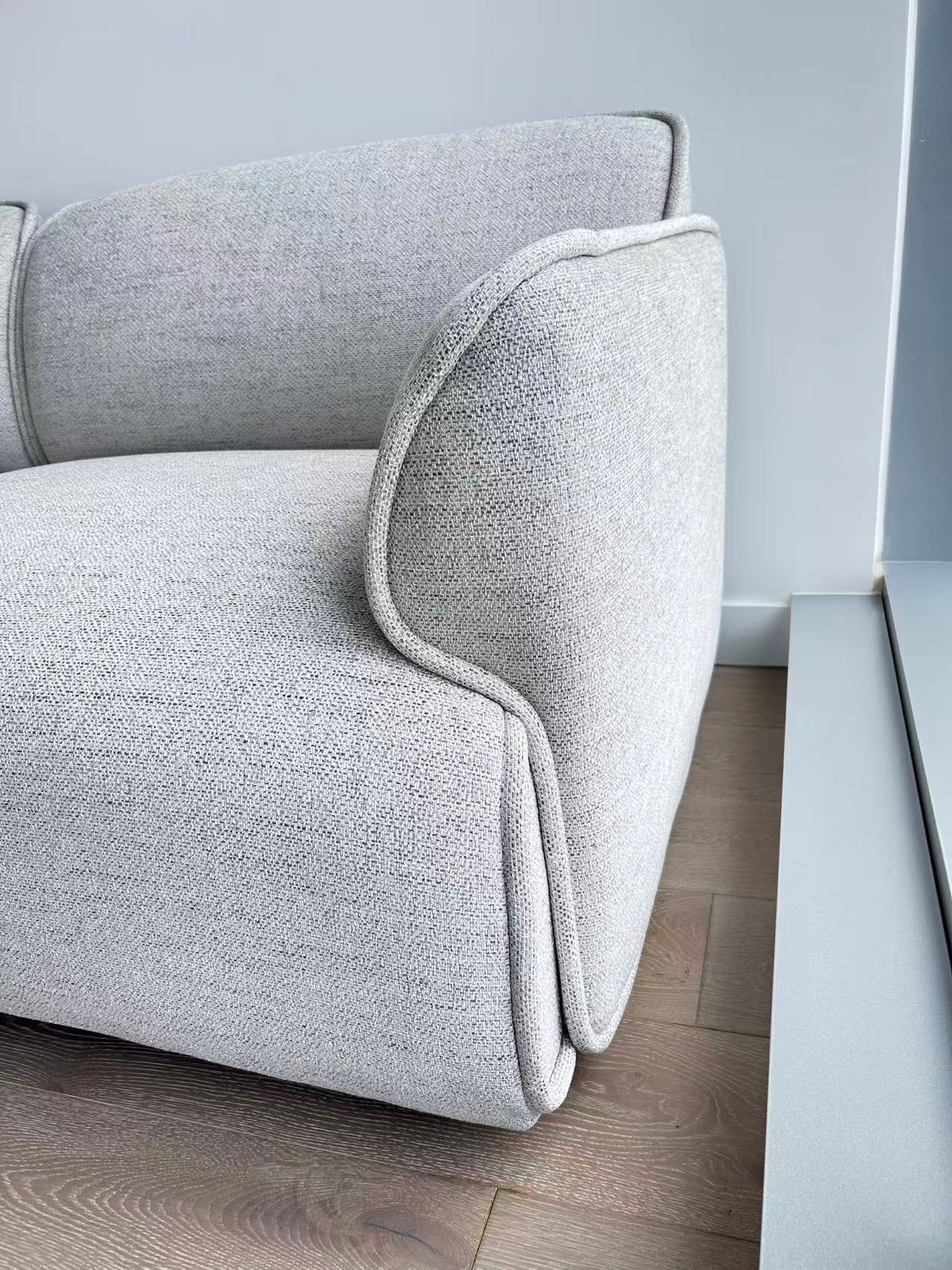 Aspen Sofa with chaise Left