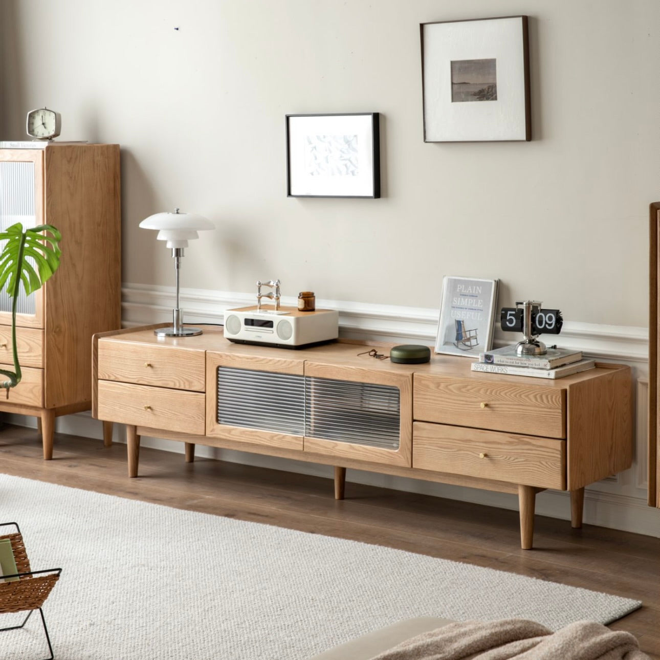 Favio TV unit Natural Solid Ash-1.8m