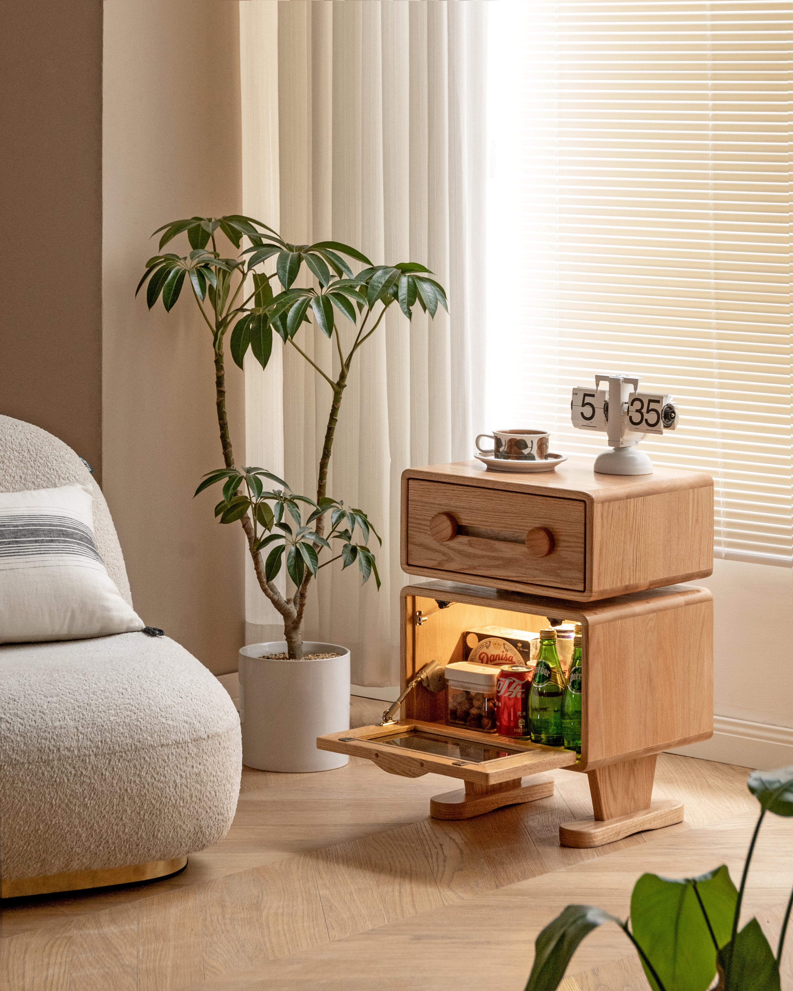 Findon Bedside Table Natural Solid Oak 40cm