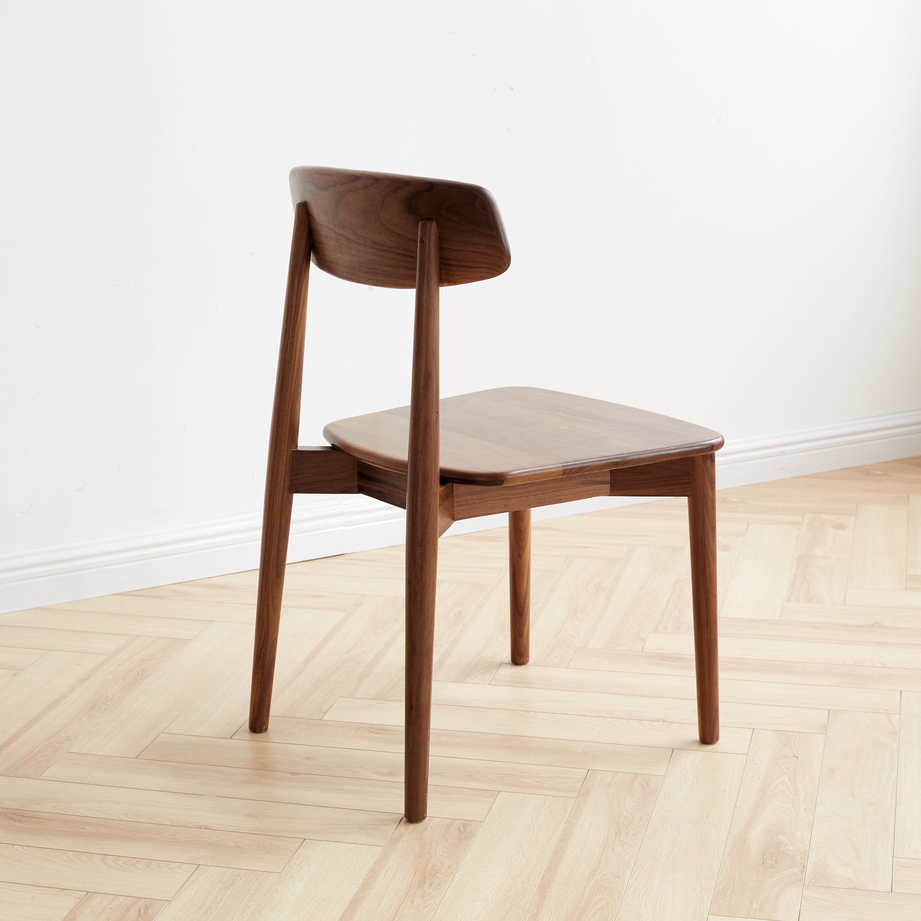 Rose_Chair_Natural_Solid_Walnut
